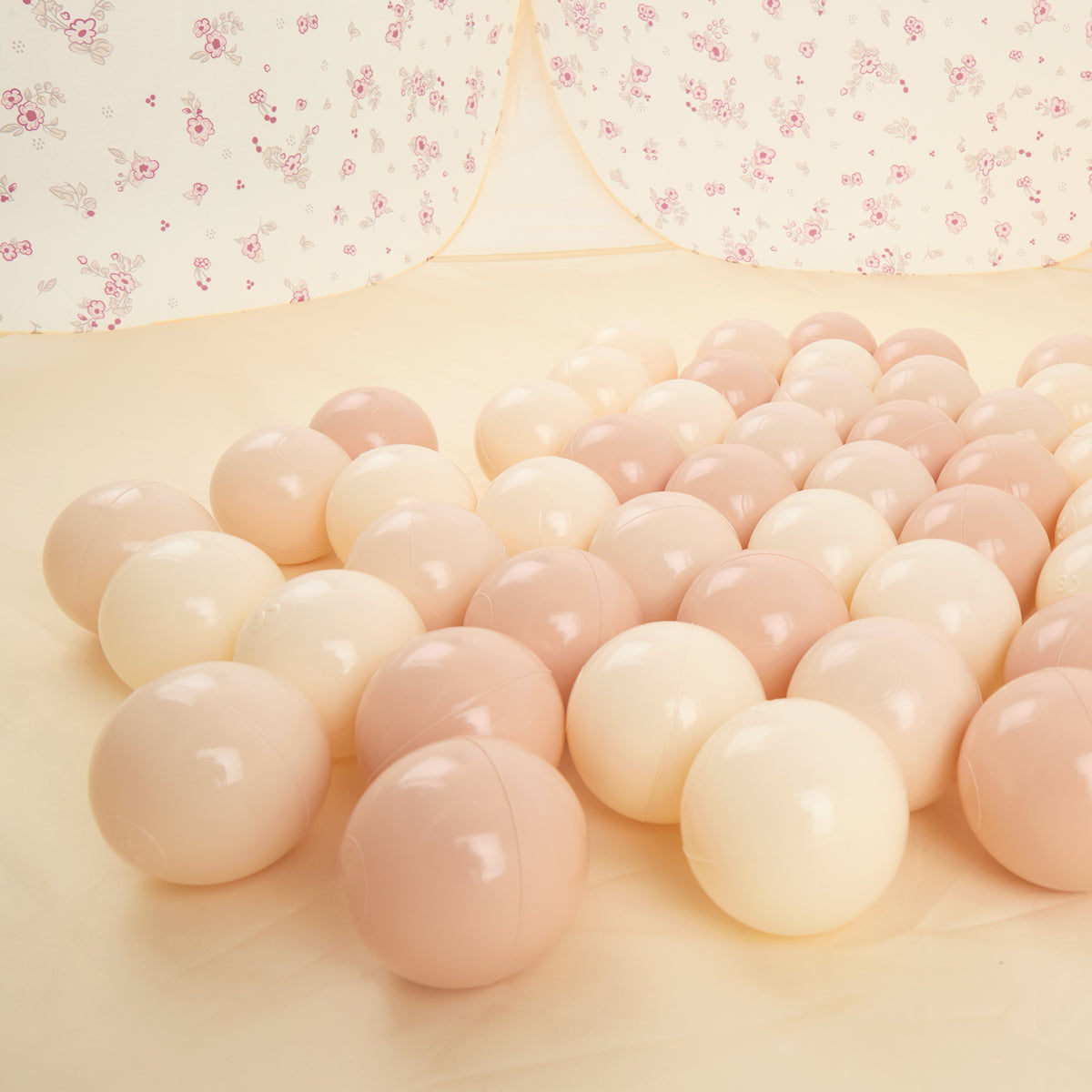 Pop Up Spielzelt und Bällebad Vintage Flowers mit 50 Bällen
