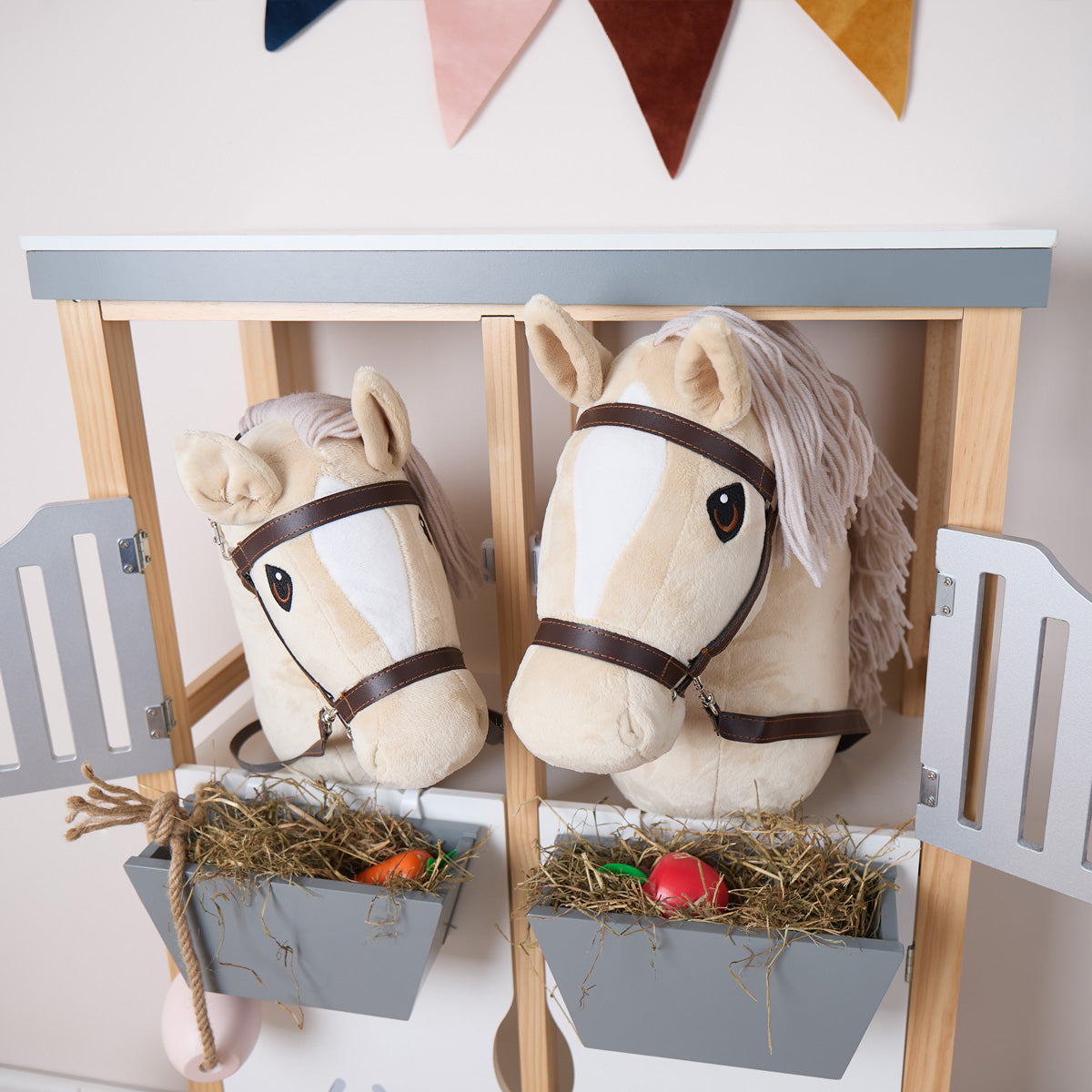 HOBBY HORSE BEIGE - GRÖSSE M