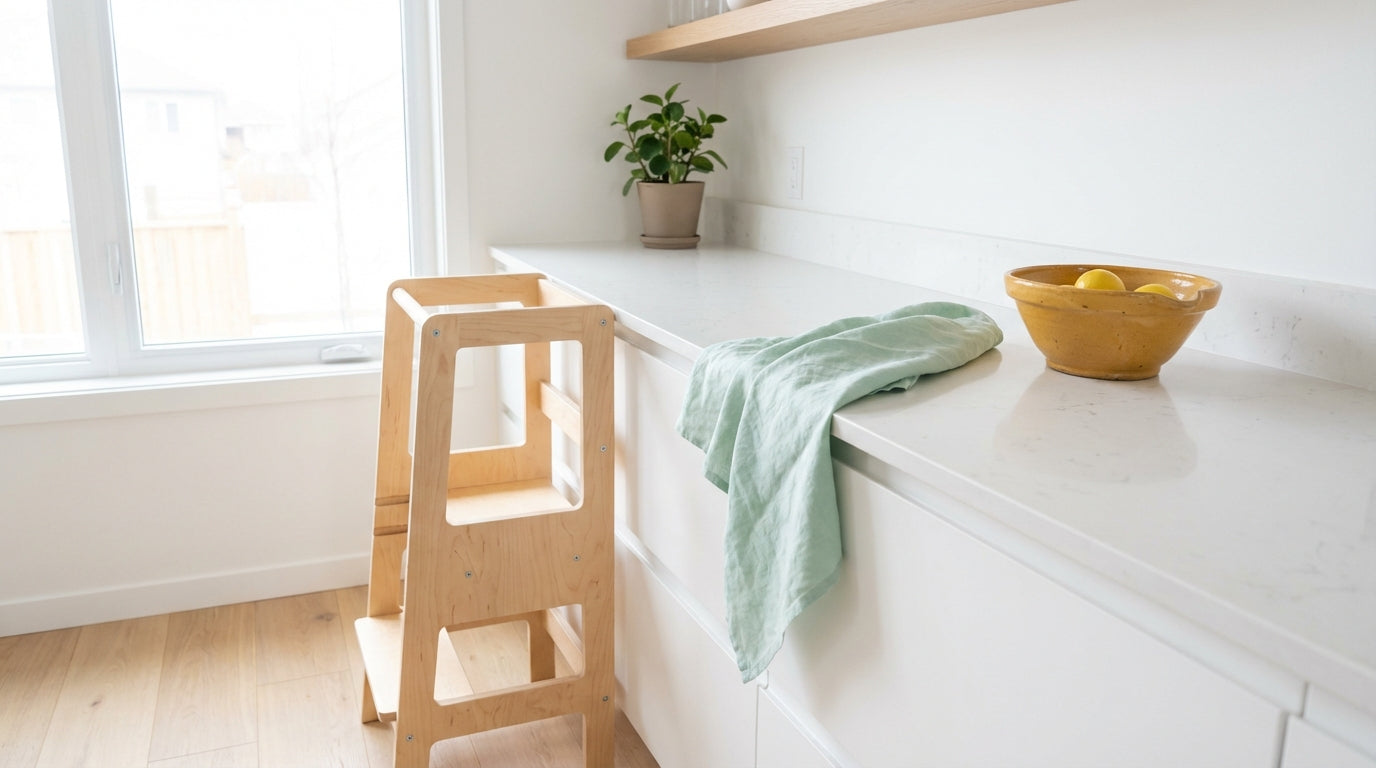 Lernturm Kinder: Worauf achten? Checkliste für sicheren Küchenalltag