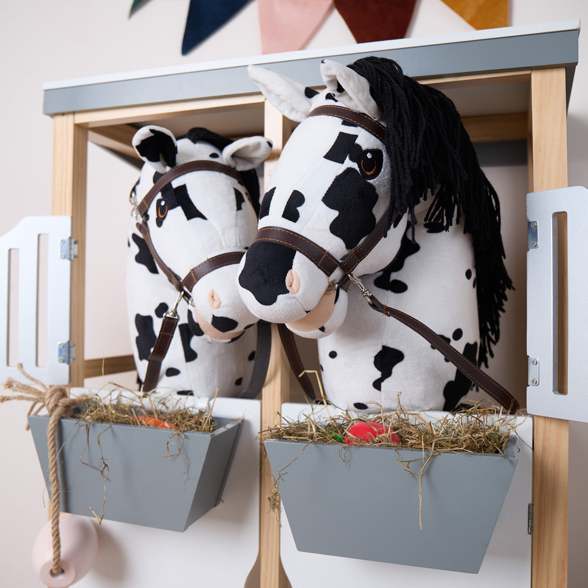 HOBBY HORSE SCHECKE - GRÖSSE M